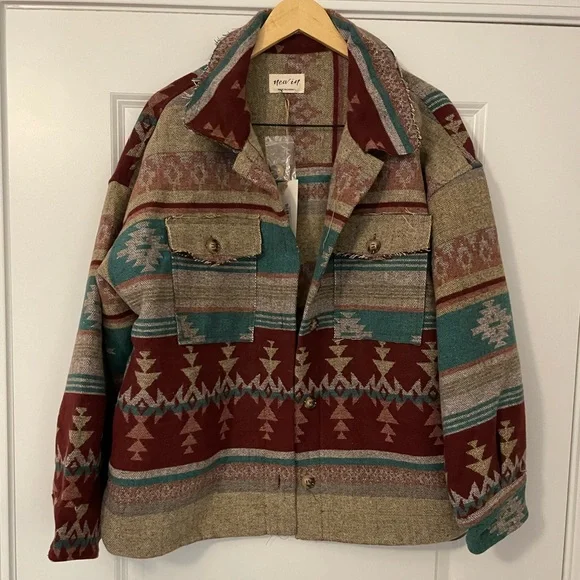 NWT Vici New In Aztec Southwestern Shacket Jacket - Picture 4 of 8